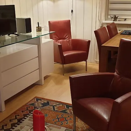 J151 Tatil Evi